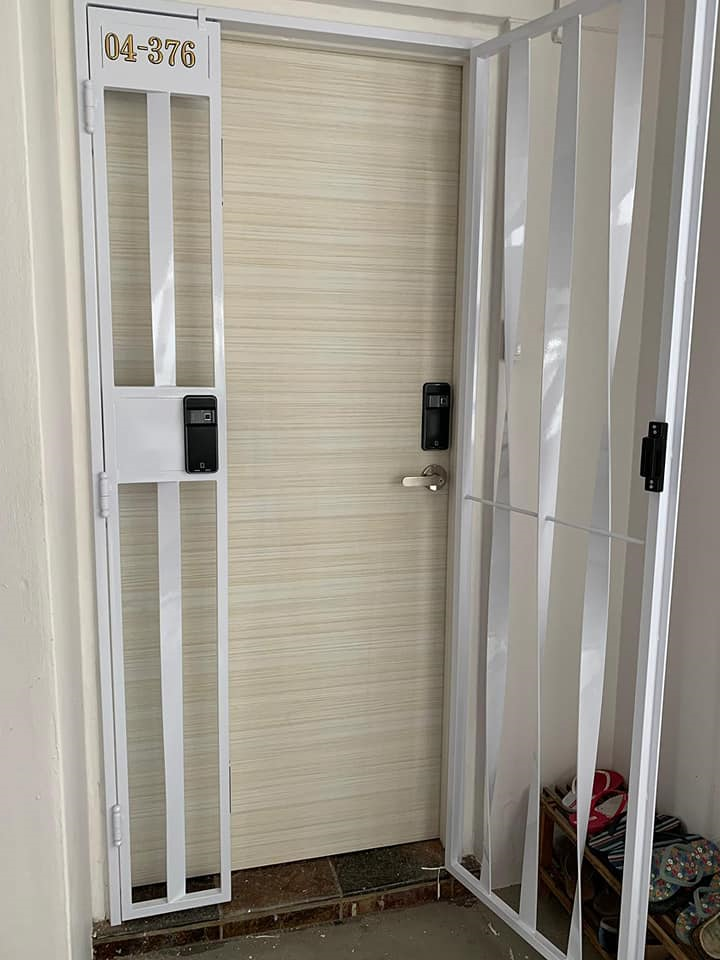In-House-Laminate-Solid-HDB-Main-Wooden-Door-Single-Leaf-3×7-Feet3