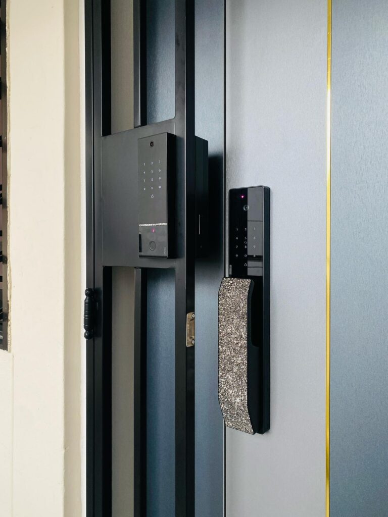 Moorgen Full Swarovski Crystal Digital Lock