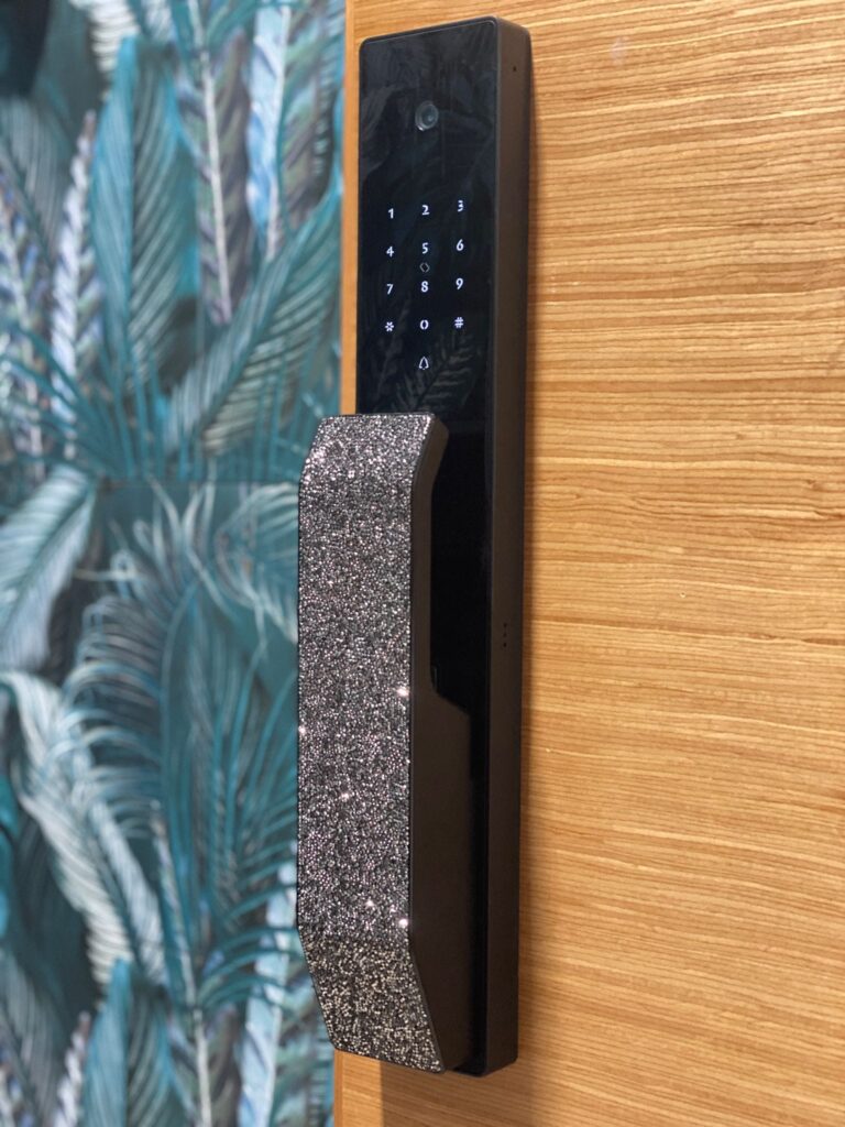Moorgen Full Swarovski Crystal Digital Lock
