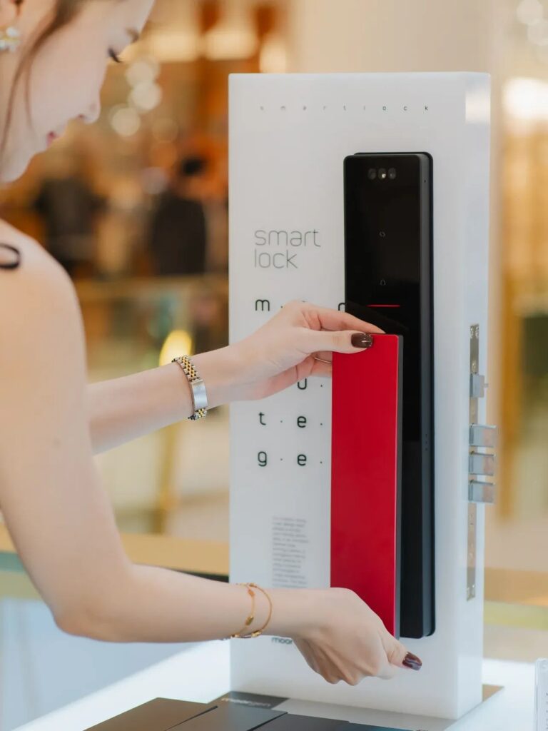 Luxurious Smart Digital Lock