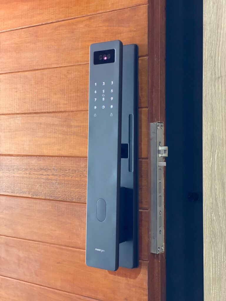 Luxurious Smart Digital Lock