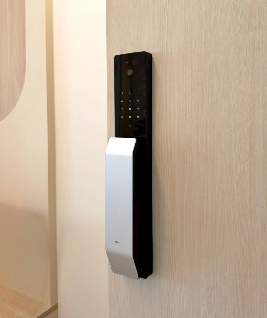 Luxurious Digital Door Lock