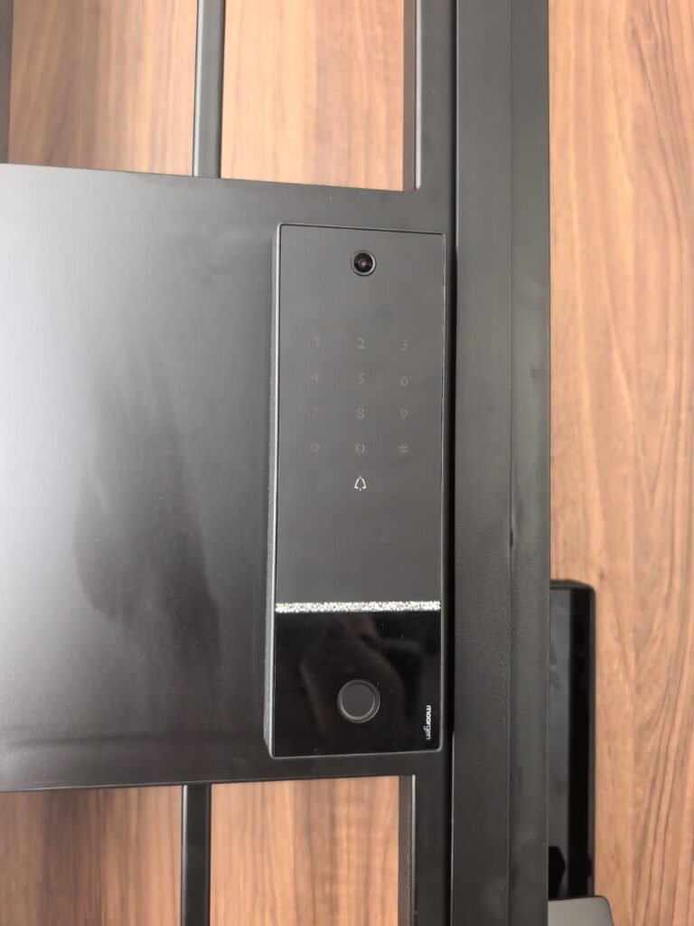 Luxurious Digital Door Lock