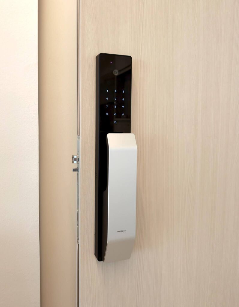 Luxurious Digital Door Lock