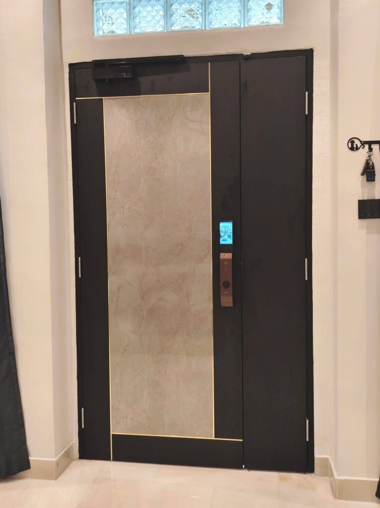 Luxurious Digital Door Lock