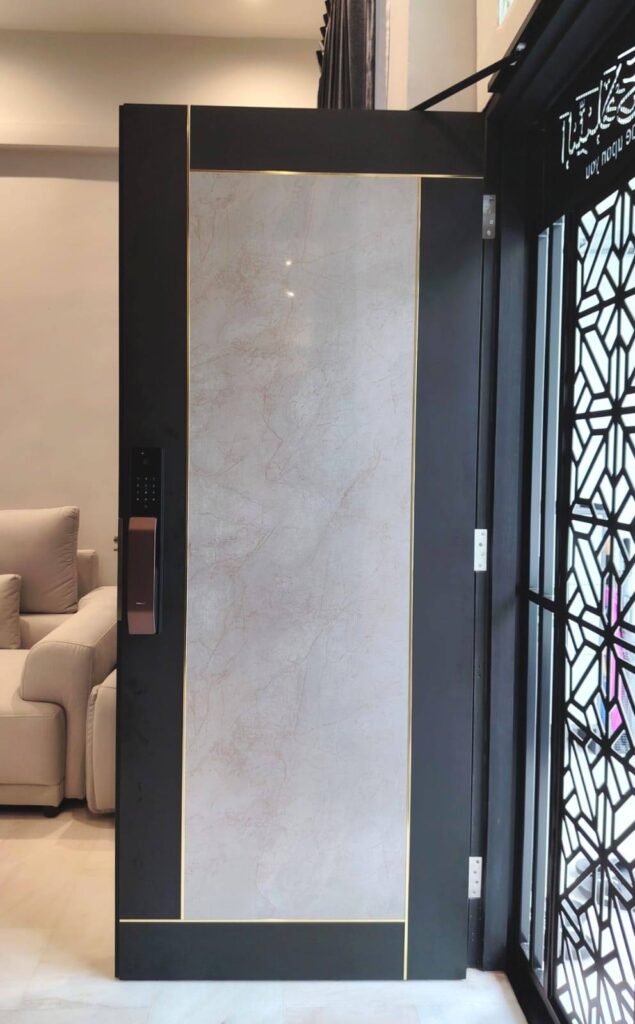 Luxurious Digital Door Lock