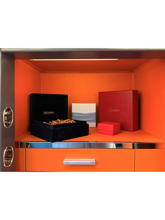 The Maison 60 Leather Safe 35 Kg