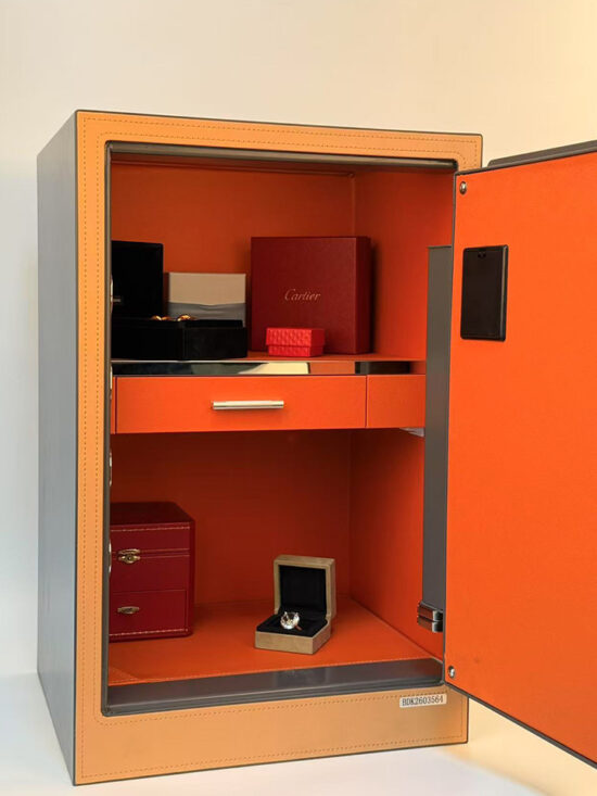 The Maison 60 Leather Safe 35 Kg