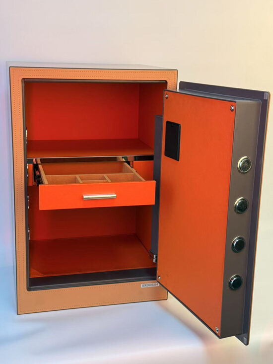 The Maison 60 Leather Safe 35 Kg