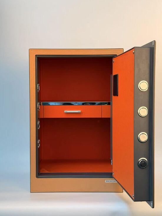 The Maison 60 Leather Safe 35 Kg - Image 11