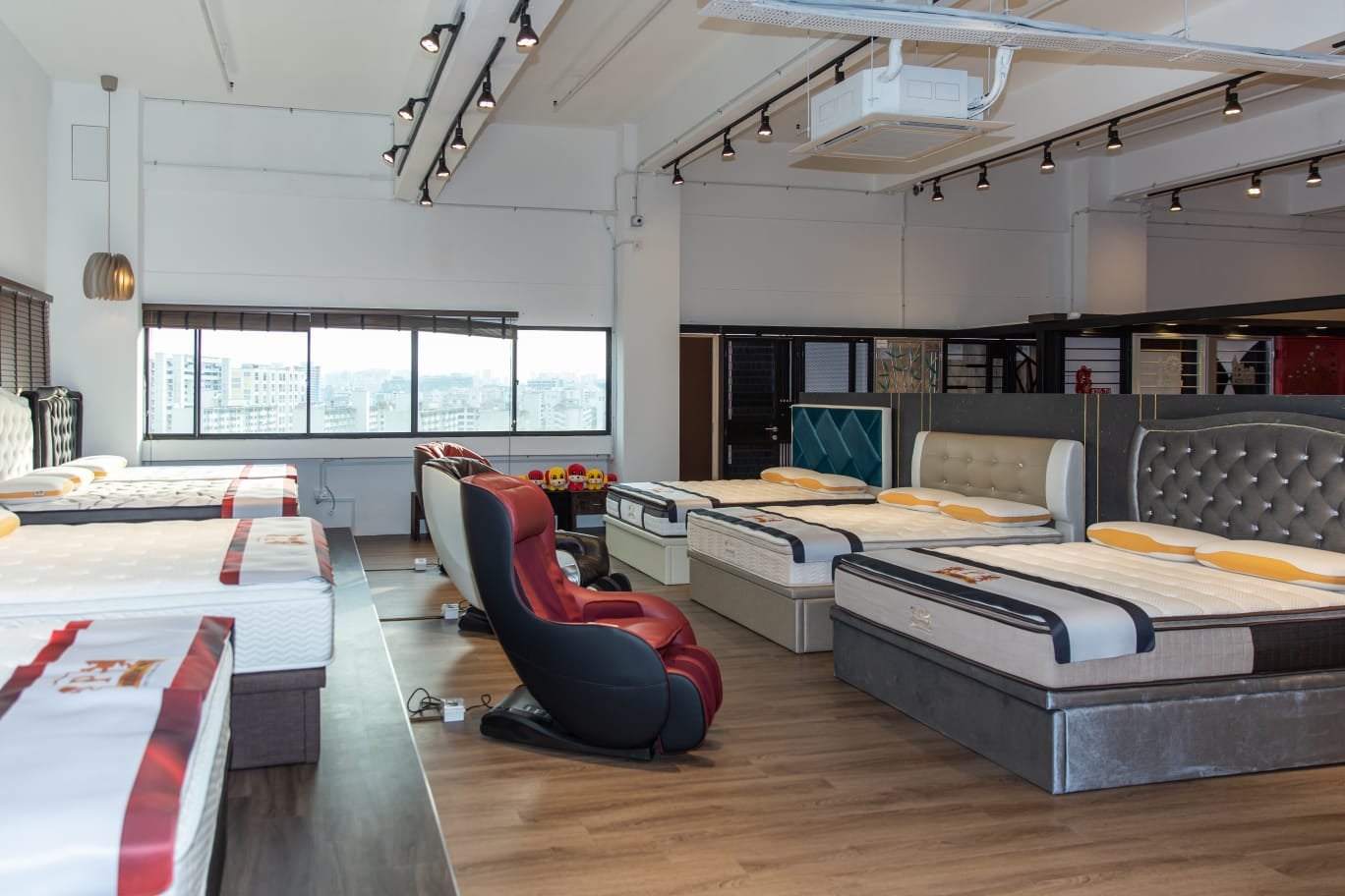 My President selling 5 Star Hotel Pocket Spring Mattress at Factory Price in Singapore