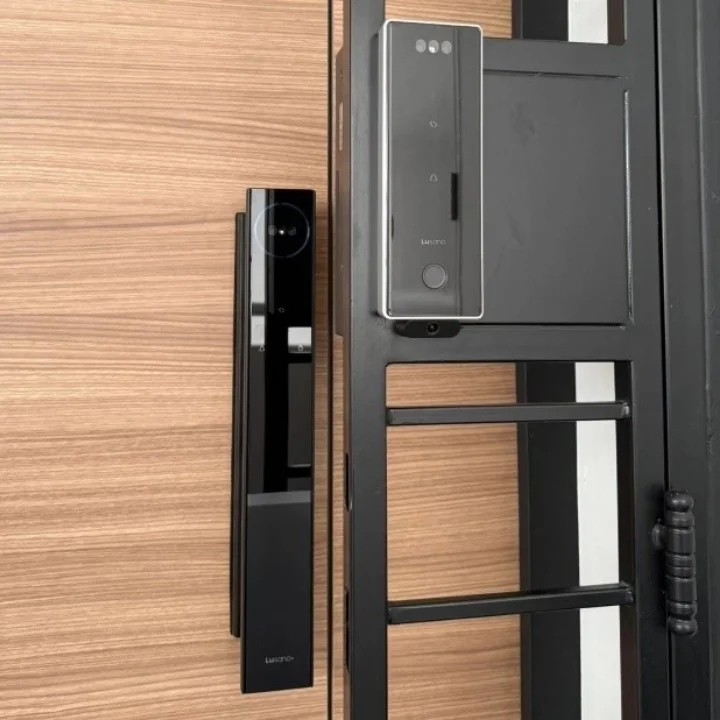 MyDigitalLock - HDB-Gate-Lock