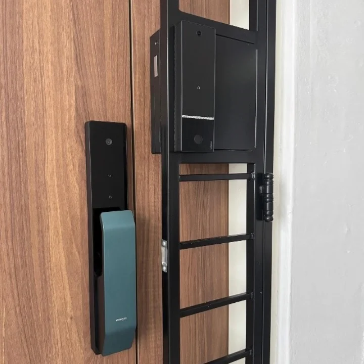 MyDigitalLock - HDB-Gate-Lock