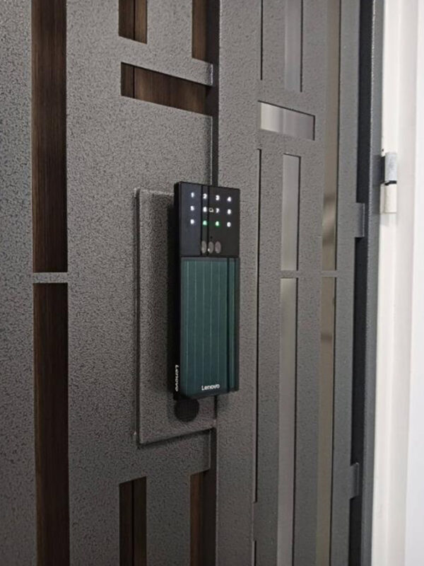 MyDigitalLock - Lenovo Solar Gate Digital Lock - The Sun-Installation