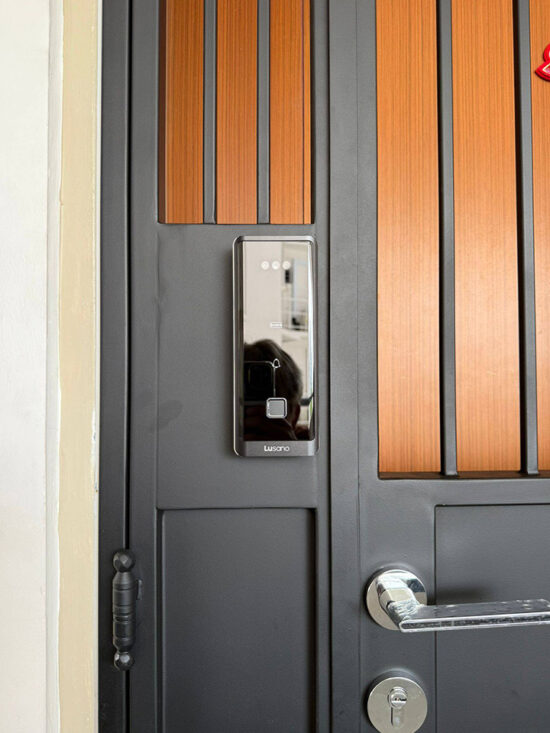 MyDigitalLock - Lusano Ultra Slim Gate Digital Lock – Singature Model-Installation