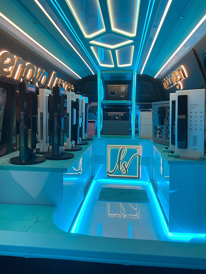 Mobile Showroom Contact VVIP Mobile Showroom Contact VVIP