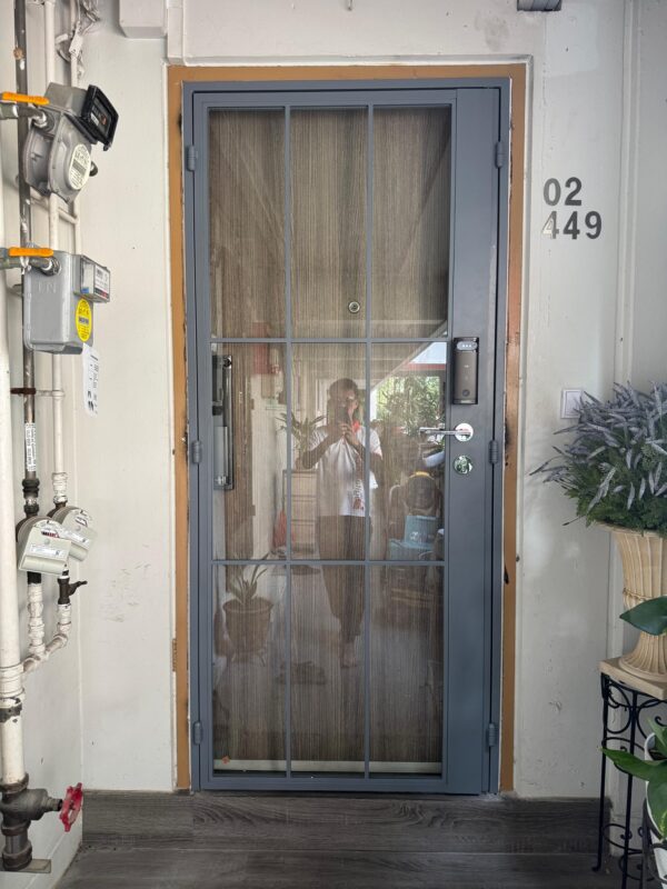 Designer HDB Glass Gate 3×7 Feet - Gallery