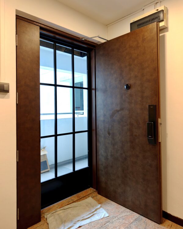 Designer HDB Glass Gate 4×7 Feet