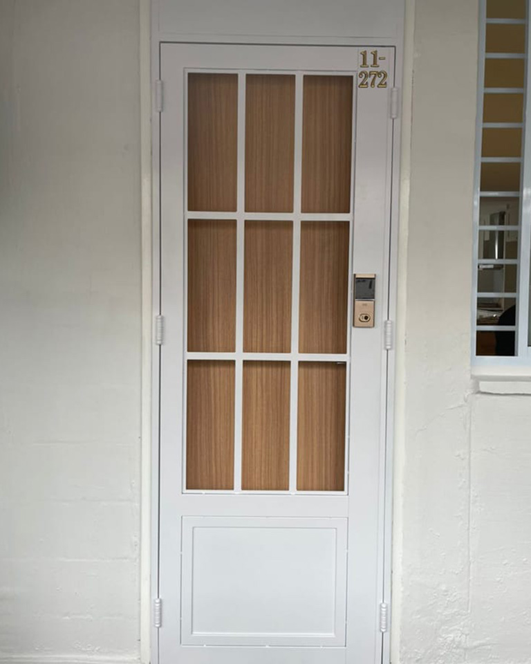 Designer HDB Glass Gate Version 2 – Purely Glass