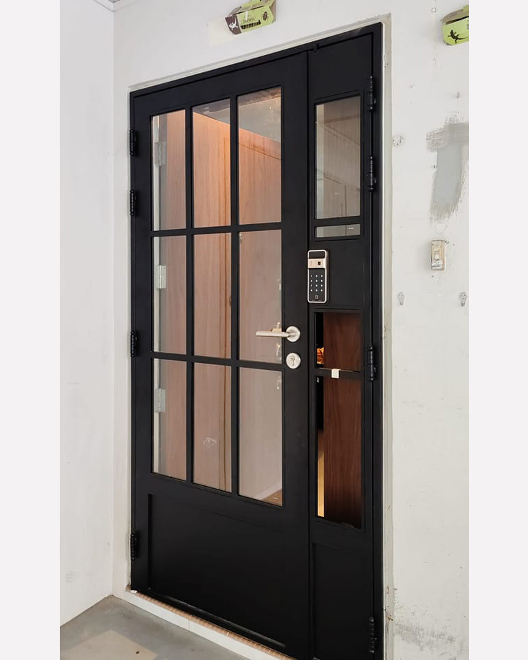 Designer HDB Glass Gate Version 2 – Purely Glass