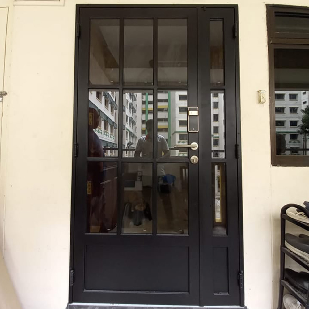 Designer HDB Glass Gate Version 3 – Black Glass add $100