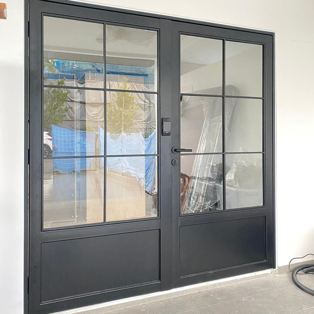 Designer Landed Glass Gate Version