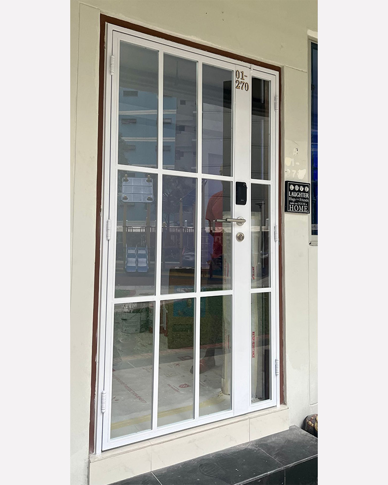 Designer Glass HDB Gate