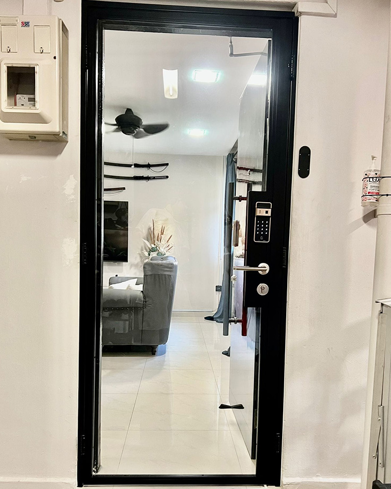 Designer Glass HDB Gate