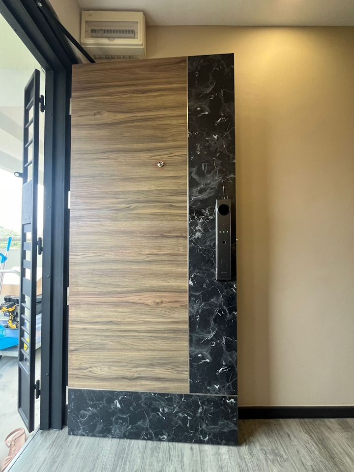 MyDigitalLock - Marble-Laminate-Door