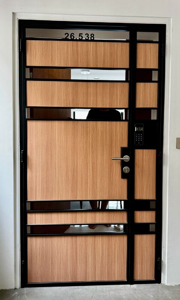 MyDigitalLock-Laminate-Gate