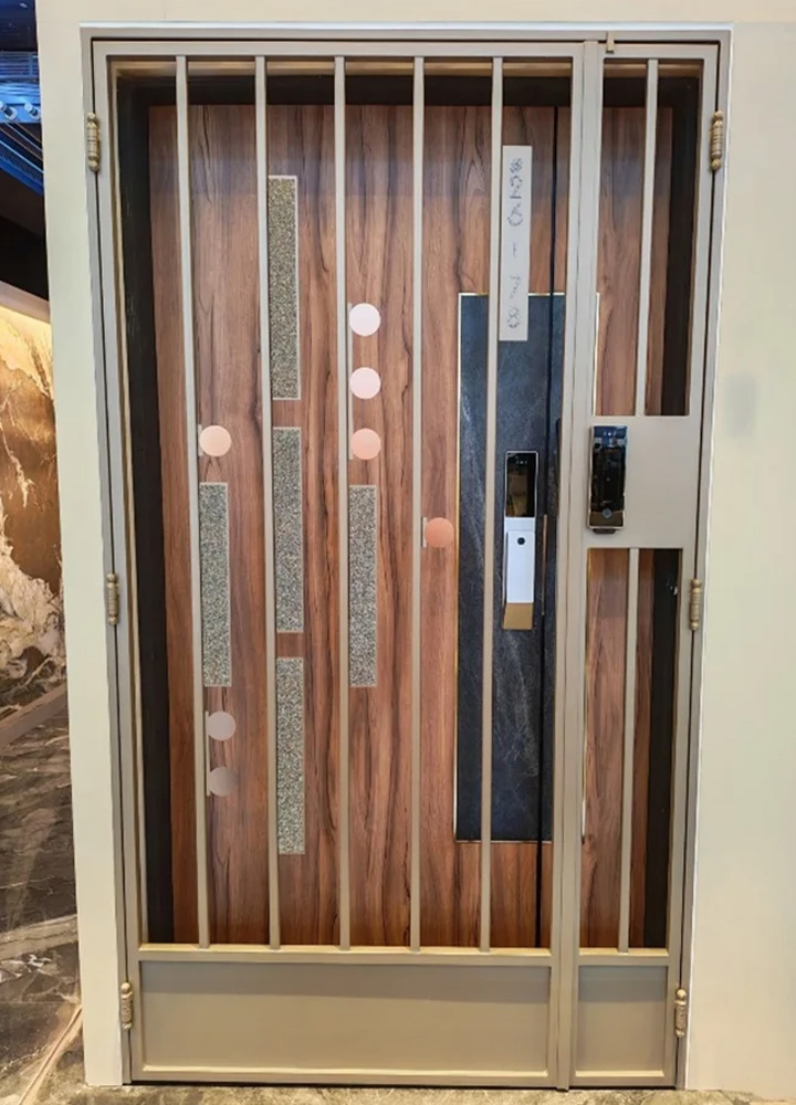 Lusano Designer Gate Embellished with Swarovski Crystal