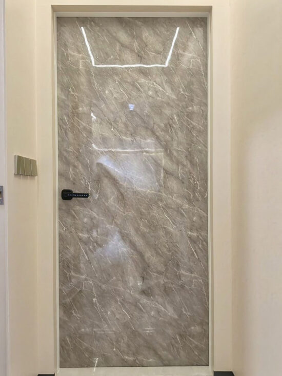Lusano-C-Class-Laminate-Bedroom-Door