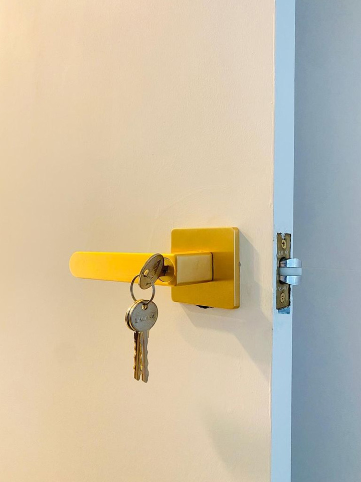 Lusano-Designer-Bedroom-Lever-Handles