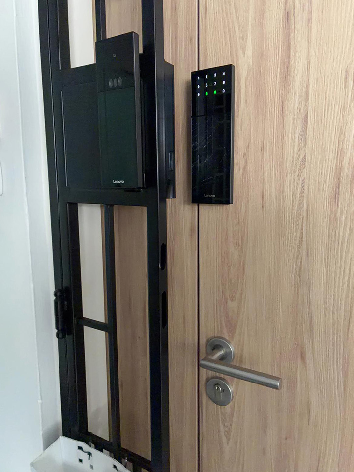 MyDigitalLock - Desmond from Compassvale