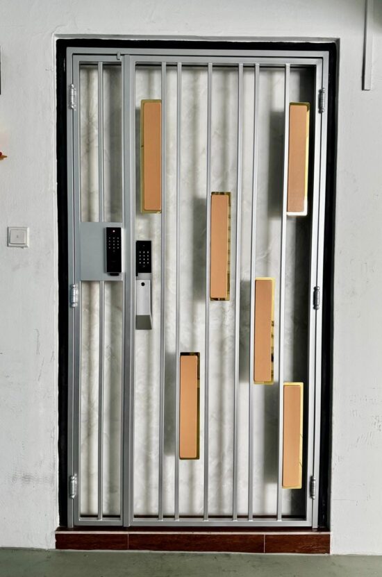 MyDigitalLock - Kato-2K-Gold-Leather-Gate