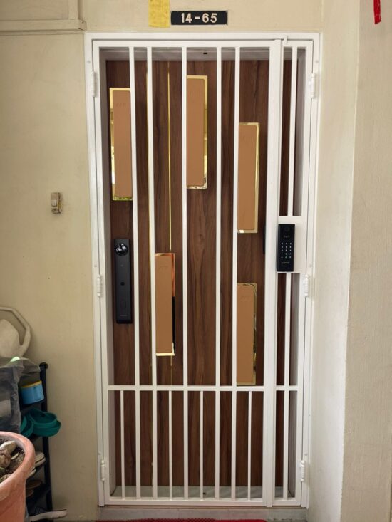 MyDigitalLock - Kato-2K-Gold-Leather-Gate