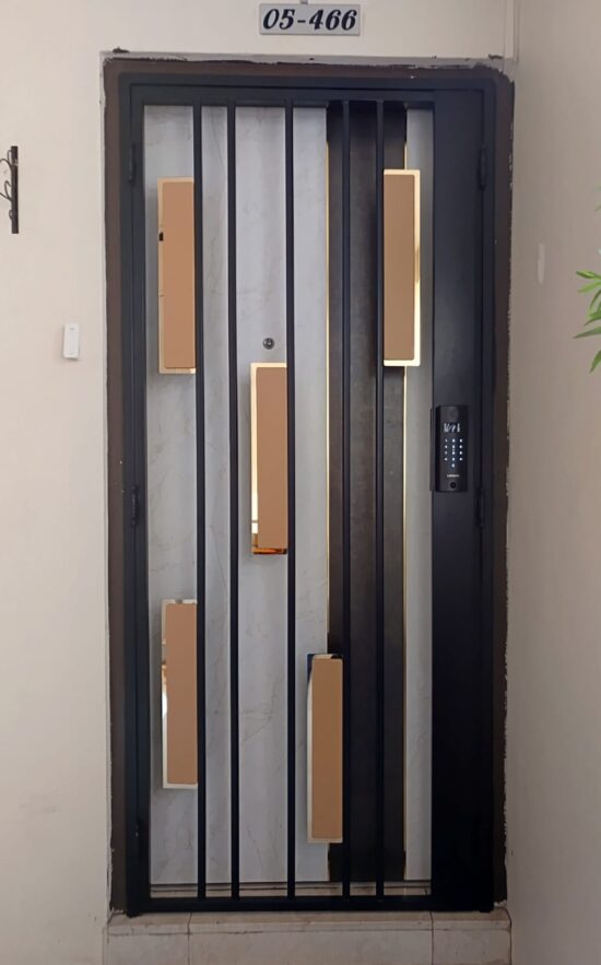 MyDigitalLock - Kato-2K-Gold-Leather-Gate