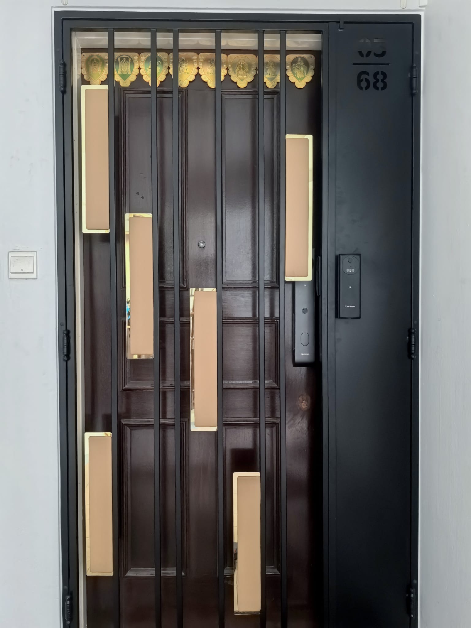 MyDigitalLock - kKato-2K-Gold-Leather-Gate