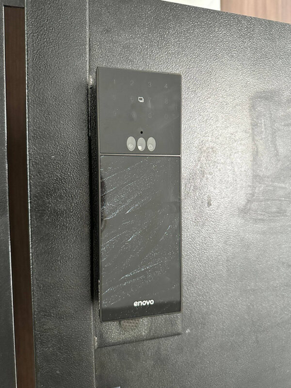 Lenovo-F3-Ultra-Gate-Digital-Lock