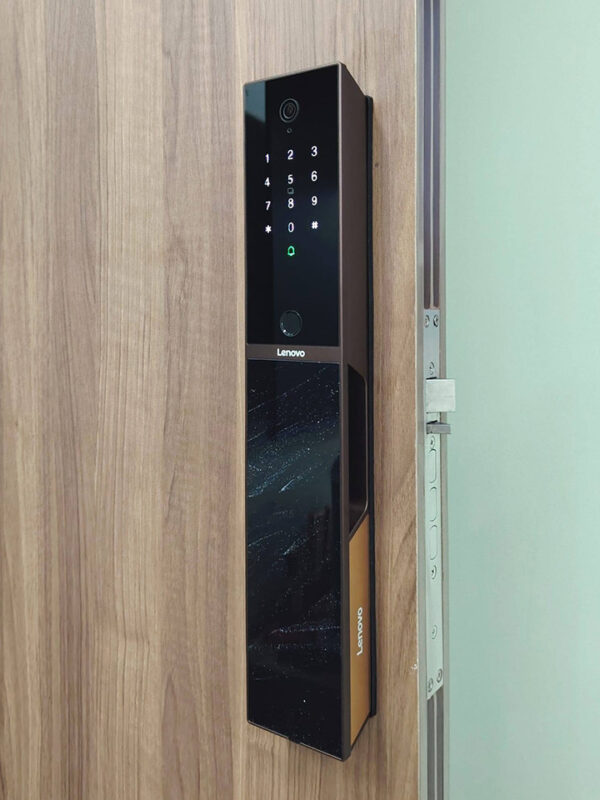 Synchronized-with-the-Lenovo-F3-Ultra-Smart-gate-Lock