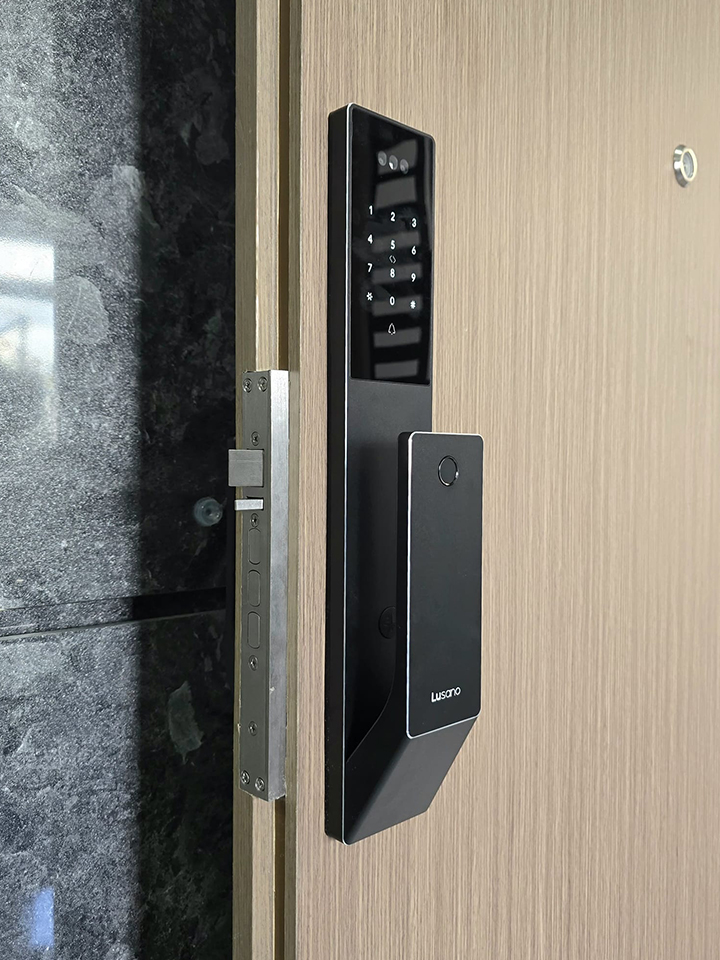 Lusano Space X+ Digital Door Lock (Black) - Installation