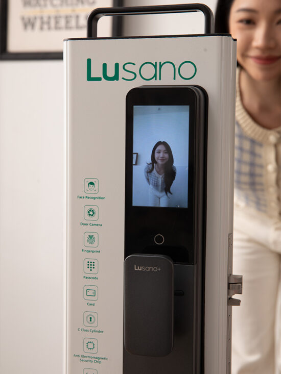 Lusano-Mercury-Version-2-Digital-Door-Lock-Door-viewer