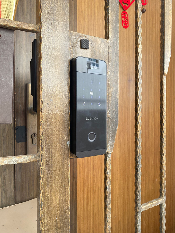 Lusano+ Meteor Gate Digital Lock - installation