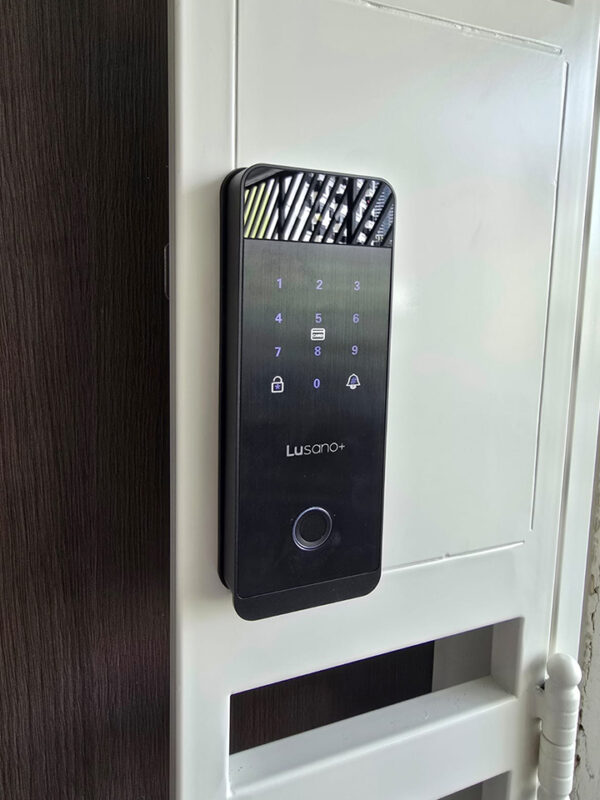 Lusano+ Meteor Gate Digital Lock - installation