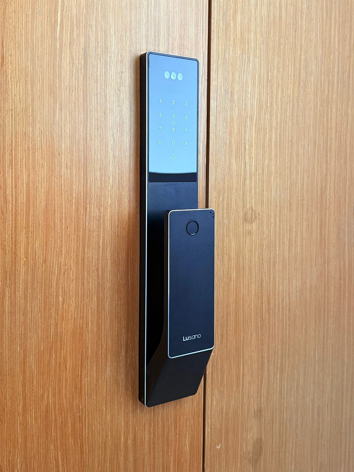 Lusano-Space-X-Smart-Door-Lock-Mika-Black