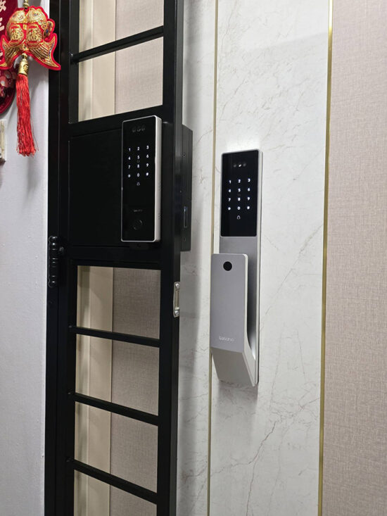 Lusano-Space-X-Smart-Door-Lock-Titanium-Cool-White