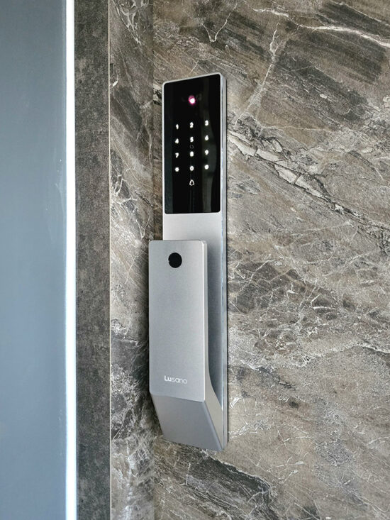 Lusano-Space-X-Smart-Door-Lock-Titanium-Cool-White
