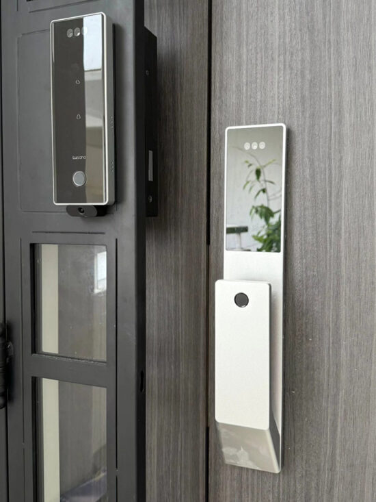 Lusano-Space-X-Smart-Door-Lock-Titanium-Cool-White