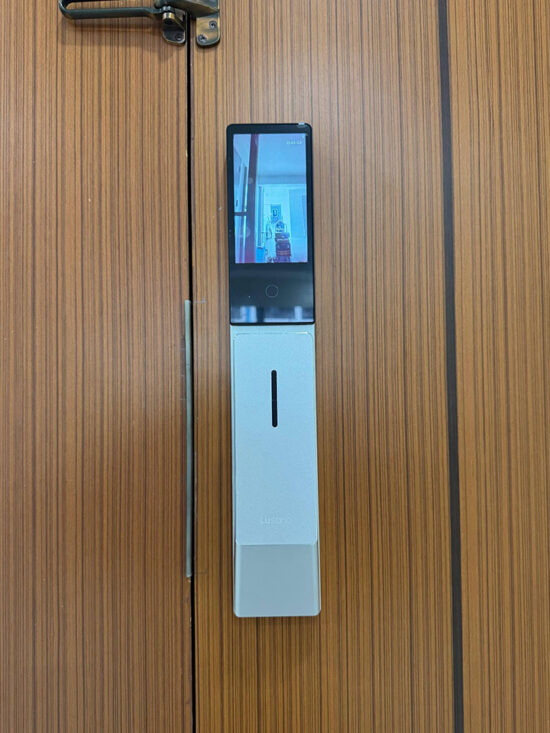 Lusano-Space-X-Smart-Door-Lock-Titanium-Cool-White