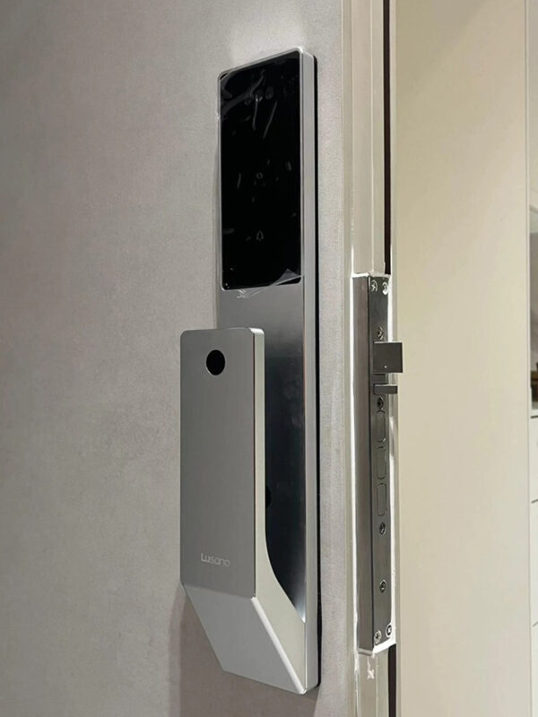 Lusano-Space-X-Smart-Door-Lock-Titanium-Cool-White